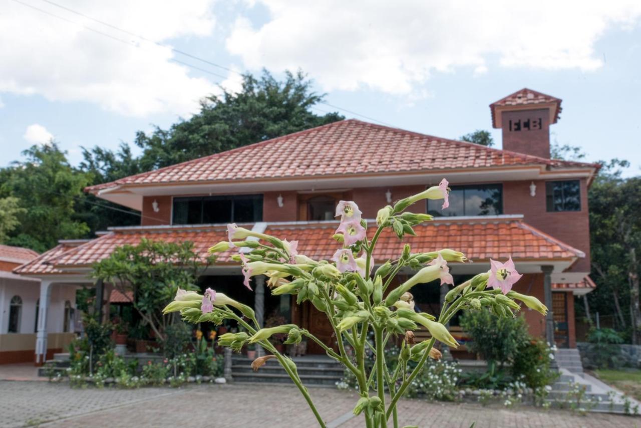 Garden House Hotel วิลกาบัมบา ภายนอก รูปภาพ